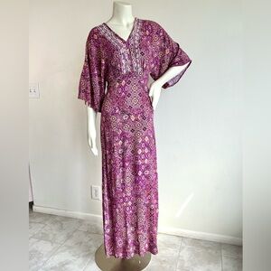 En Crème S Boho Purple Printed Maxi Dress Open Back Flutter Sleeve Slit Dress